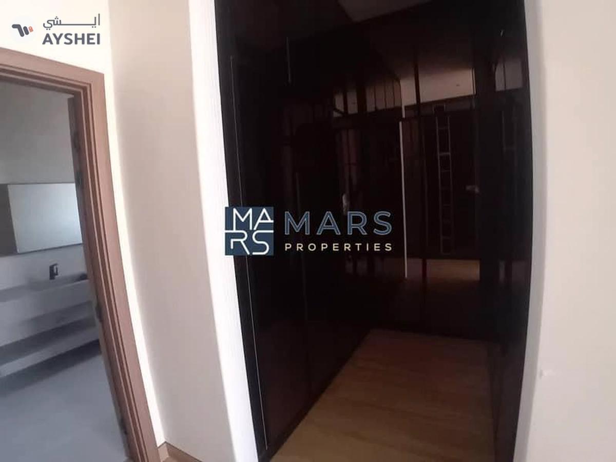 what amazing VILLA | Lavish luxury | high quality | prime location in Sharjah | pool-17-17