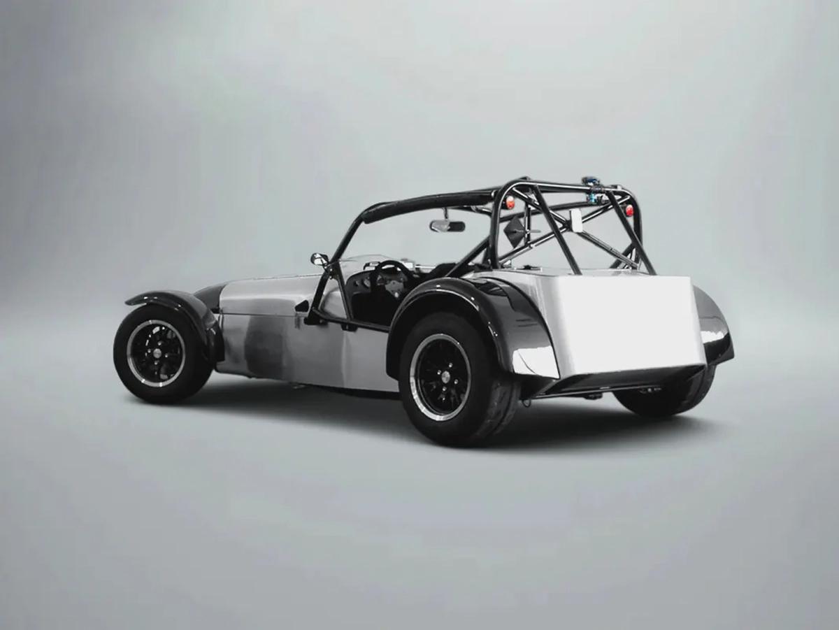 2025 Caterham 420 Race Car / Caterham Race Series inc. 14 Races + Spares Pack Racing License-1-1