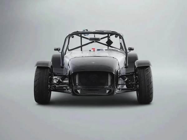 2025 Caterham 420 Race Car / Caterham Race Series inc. 14 Races + Spares Pack Racing License