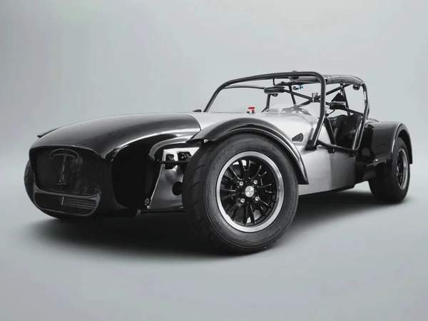2025 Caterham 420 Race Car / Caterham Race Series inc. 14 Races + Spares Pack Racing License