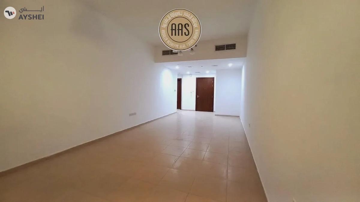 In prime location huge 1bhk with all amenities-13-13