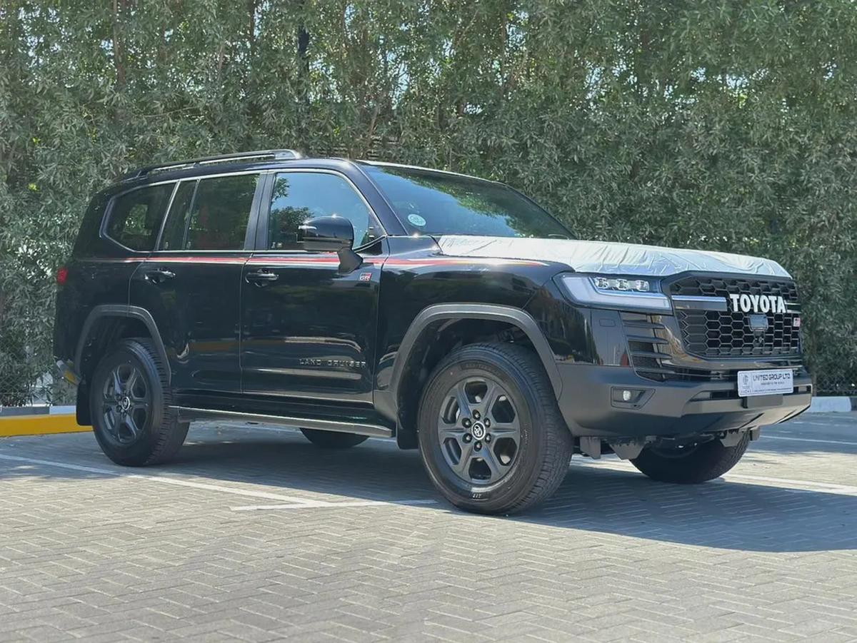 Toyota Land Cruiser GR 3.5T-2-2