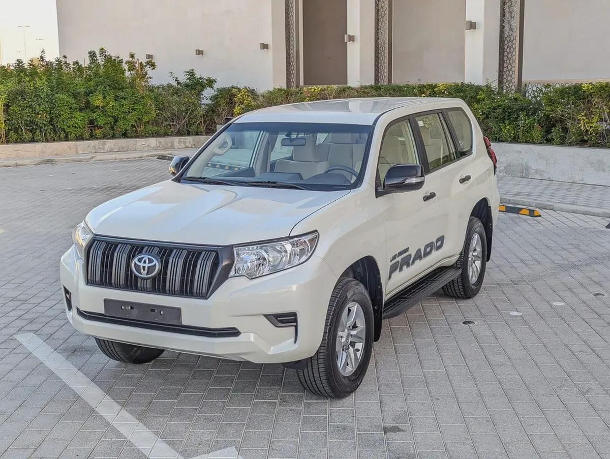 TOYOTA PRADO 2023 GCC V4 2.7L LOW MILEAGE ORIGINAL PAINT IN EXCELLENT CONDITION-1-1