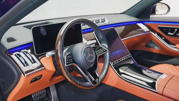 | AED 7,170 PM | Rear Ent, Special Colour, Low KM | S 450 AMG Line