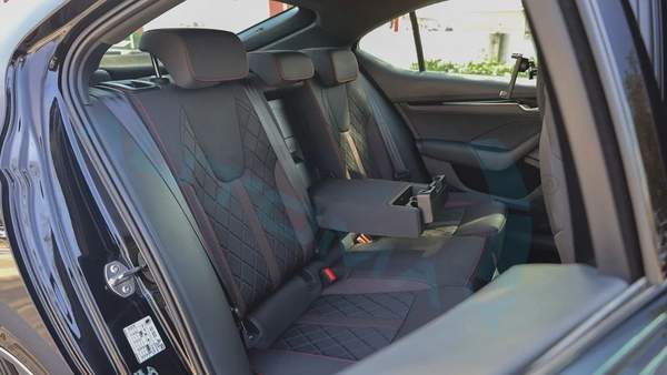( 5 Years Warranty + 5 Years Service ) 2025 Škoda Octavia VRS 2.0T FWD GCC 0Km
