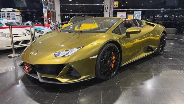 LAMBORGHINI HURACAN EVO SPYDER