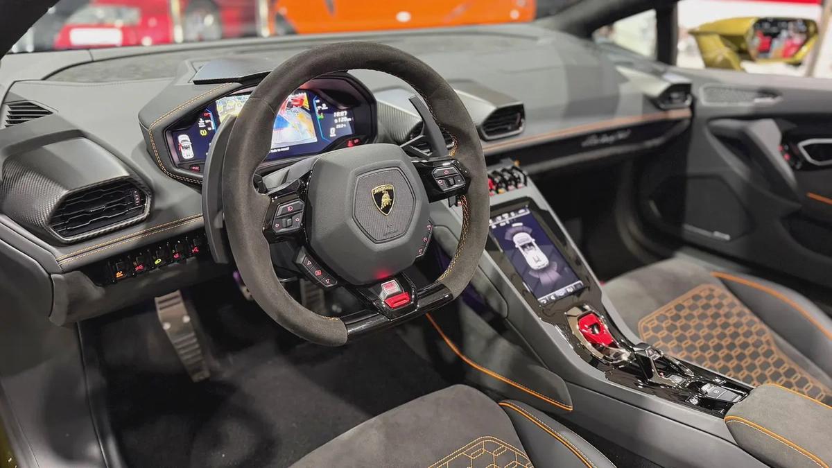 LAMBORGHINI HURACAN EVO SPYDER-3-3