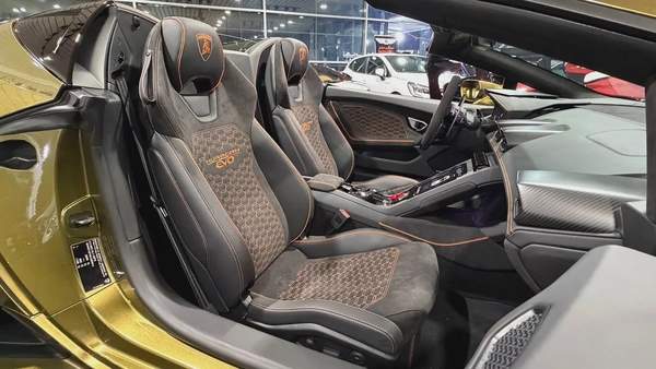 LAMBORGHINI HURACAN EVO SPYDER