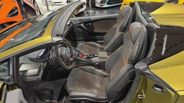 LAMBORGHINI HURACAN EVO SPYDER