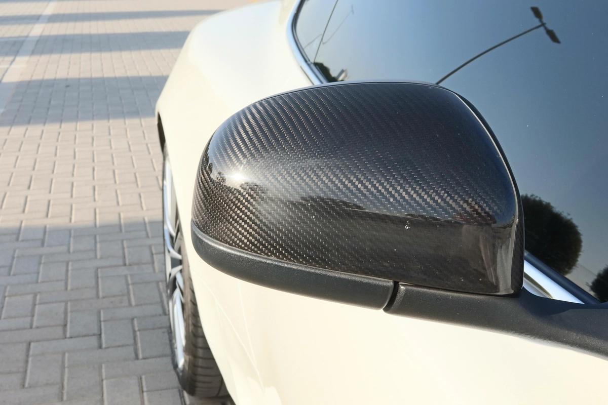 Aston Martin DB9 -7-7