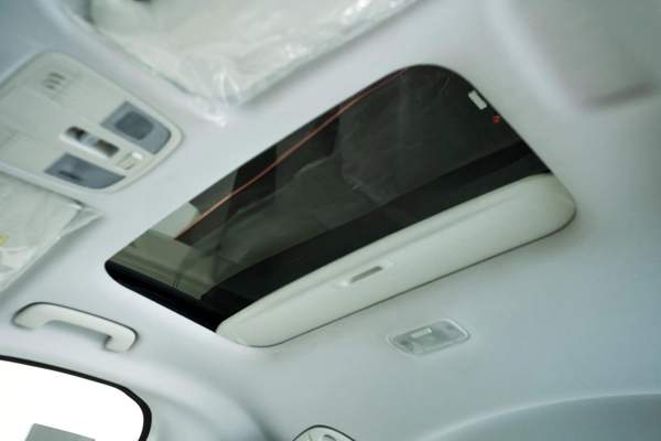 HYUNDAI ACCENT LUXUARY 1.5L 2025 (GCC SPECS)