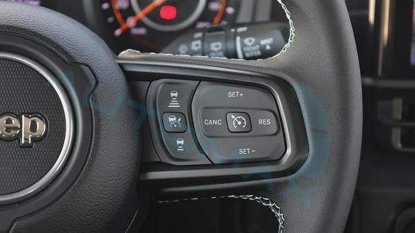 ( 5 Years Warranty + 3 Years Service ) 2026 Jeep Wrangler Sport S 2.0T 4x4 GCC 0Km