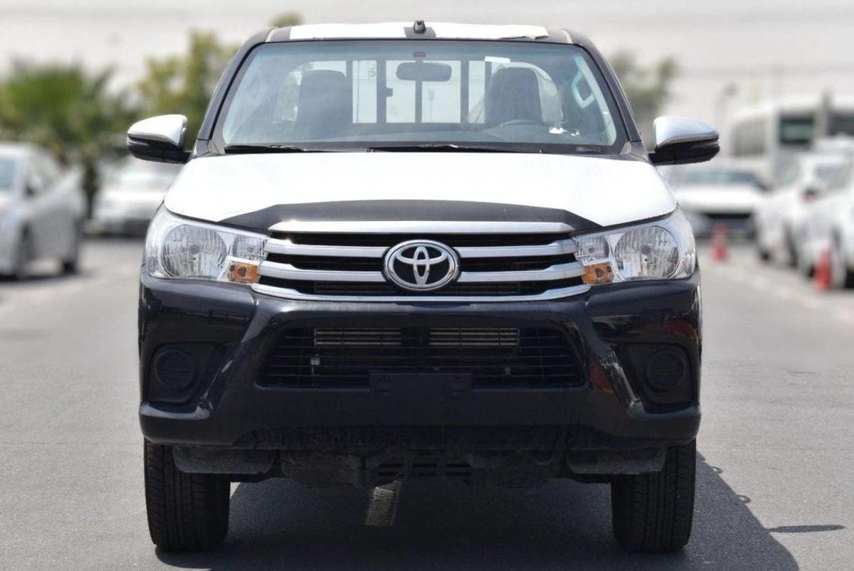 Toyota Hilux HILUX 2.4L P.WINDO MT DIESEL 2022-1-1