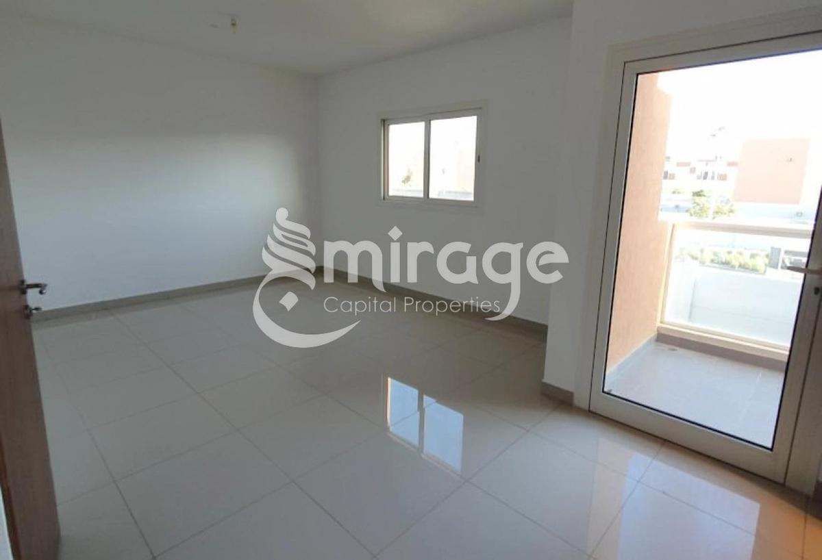 Spacious 3BR TH | Amazing Community | Prime Area-5-5