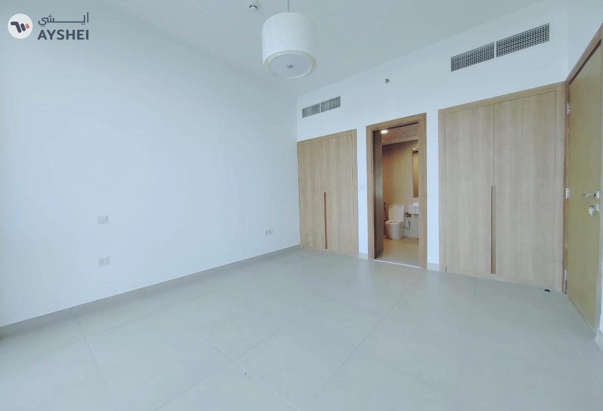 Apartment for rent in Al Nasr Square, Oud Metha-1-landscape