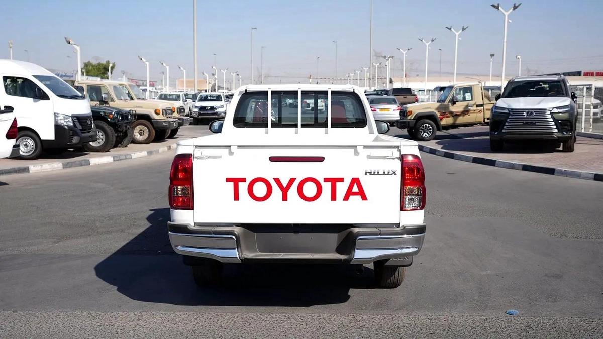2025 - TOYOTA HILUX GLS 2.7L PETROL S/C-8-8