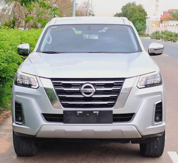 NISSAN X-TERRA TITANIUM 7 SEATER 2022 MODEL 2.5L GCC SPECS (1120/-MONTHLY)