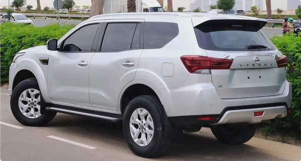 NISSAN X-TERRA TITANIUM 7 SEATER 2022 MODEL 2.5L GCC SPECS (1120/-MONTHLY)