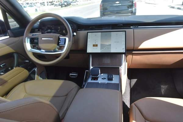 RANGE ROVER AUTOBIOGRAPHY 2025 | WHITE