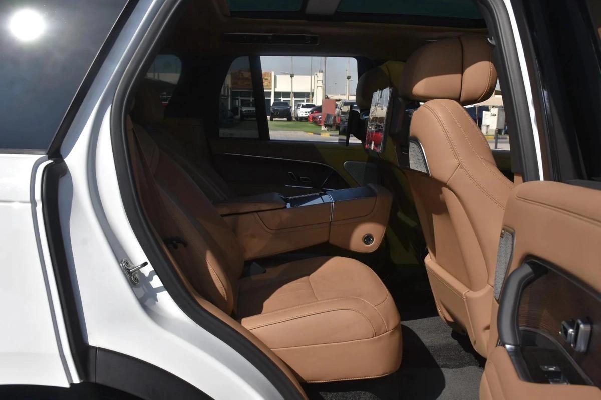 RANGE ROVER AUTOBIOGRAPHY 2025 | WHITE-20-20