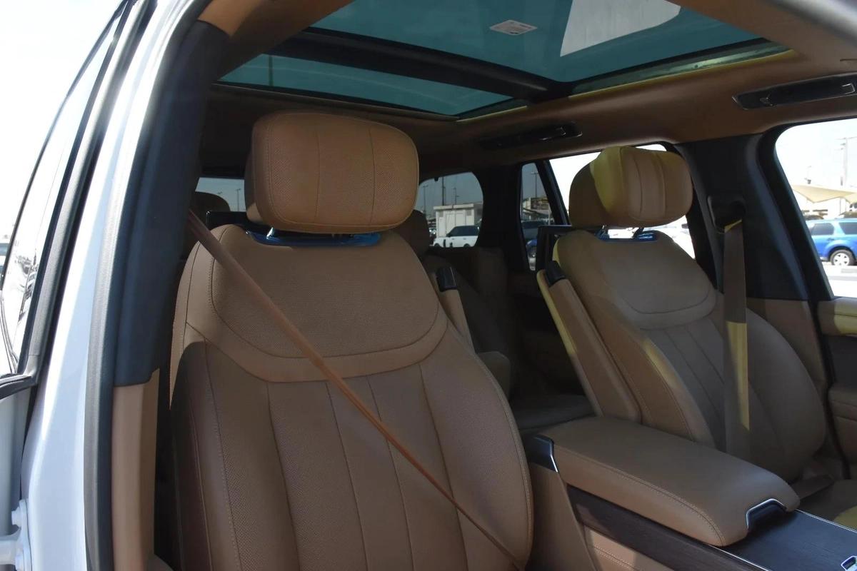 RANGE ROVER AUTOBIOGRAPHY 2025 | WHITE-21-21