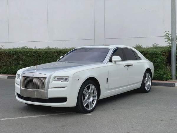 ROLLS ROYCE**2016**GCC SPEC NEAT AND CLEAN