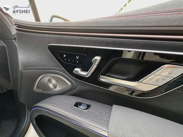 Mercedes Benz EQS450+ 2023 included warranty service contract