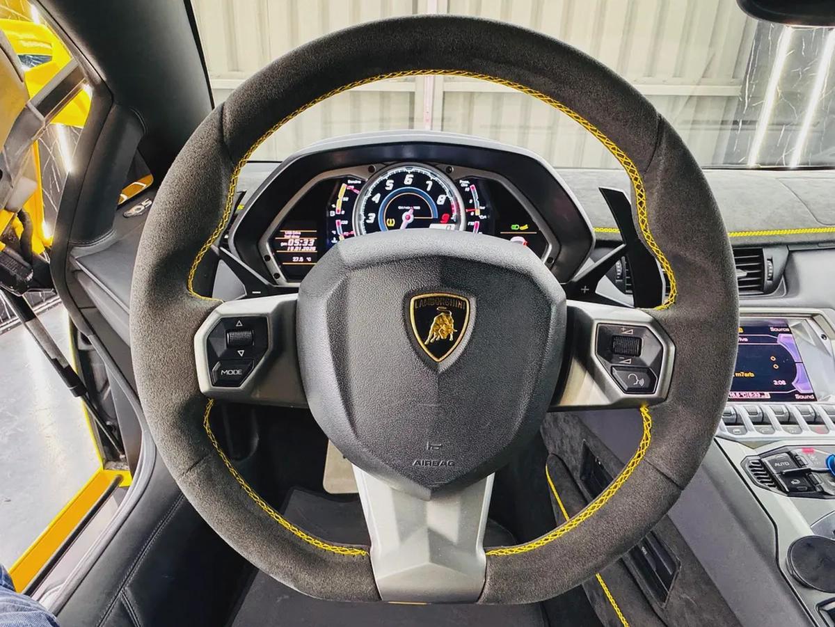 Lamborghini Aventador 2014 GCC specs for 779,000.00 AED-13-13