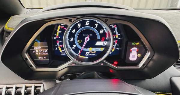 Lamborghini Aventador 2014 GCC specs for 779,000.00 AED