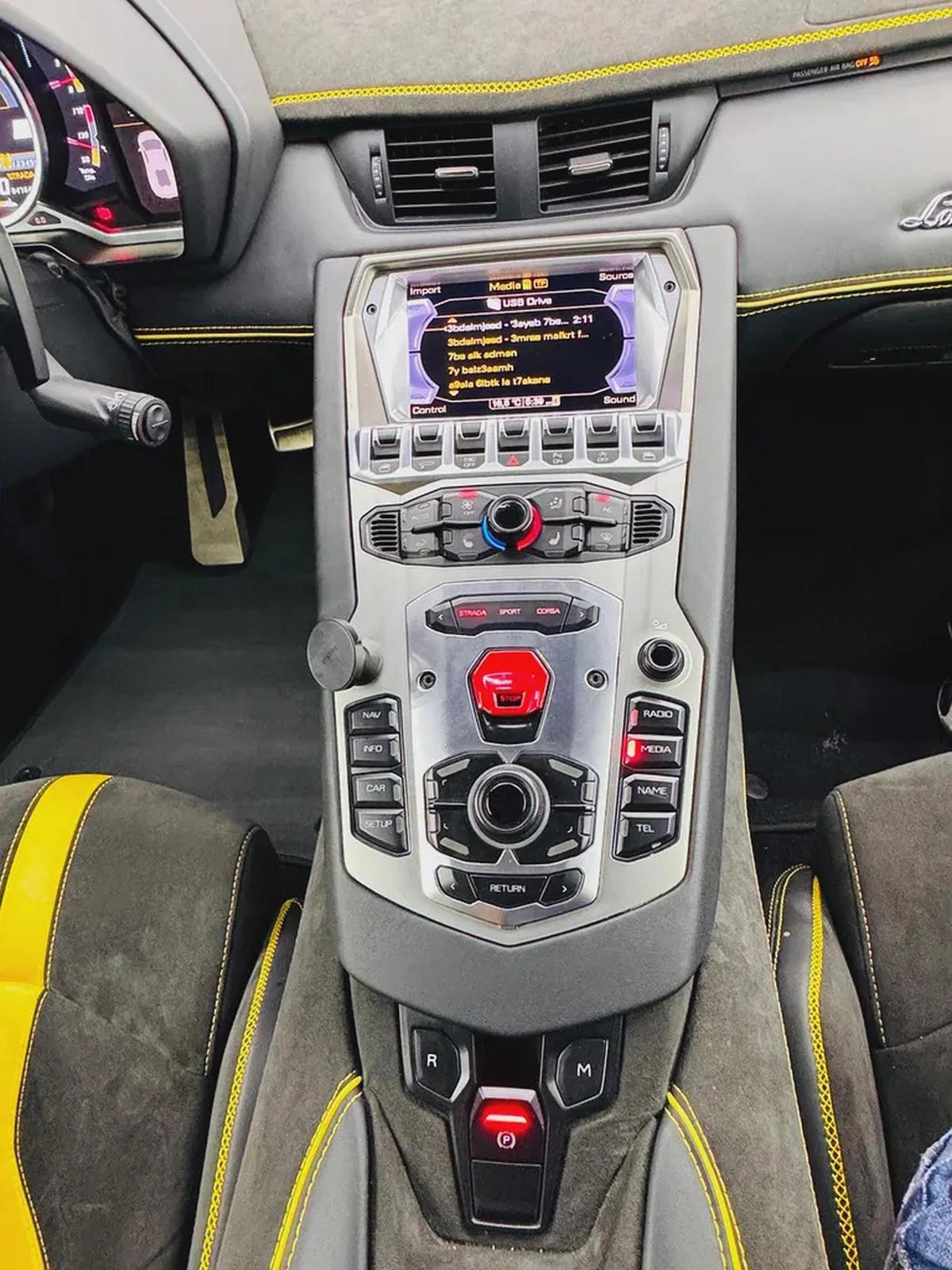 Lamborghini Aventador 2014 GCC specs for 779,000.00 AED-15-15