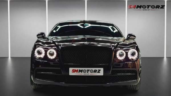 2015 GCC BENTLEY FLYING SPUR V8 MINT CONDITION ACCIDENT FREE