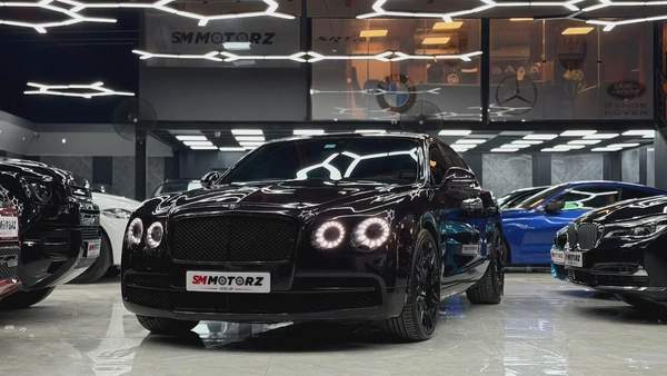 2015 GCC BENTLEY FLYING SPUR V8 MINT CONDITION ACCIDENT FREE