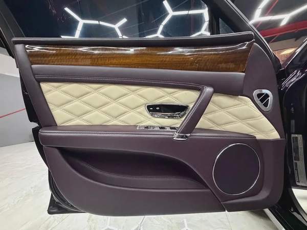 2015 GCC BENTLEY FLYING SPUR V8 MINT CONDITION ACCIDENT FREE