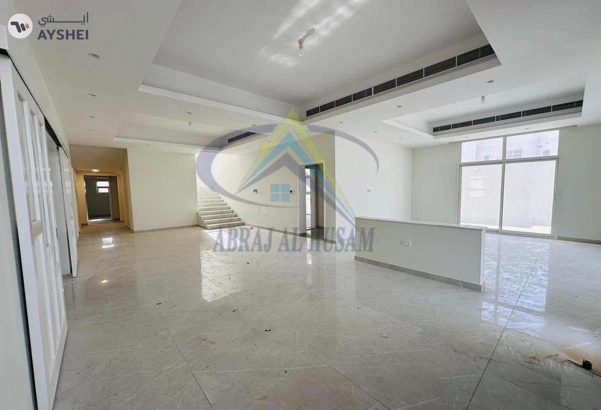 Villa for rent in Madinat Al Riyad-4-4