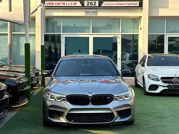 BMW M5 COMPETITION GCC 2020 Full service history ( AGMC ) Original Paint Full option Full carbon fi
