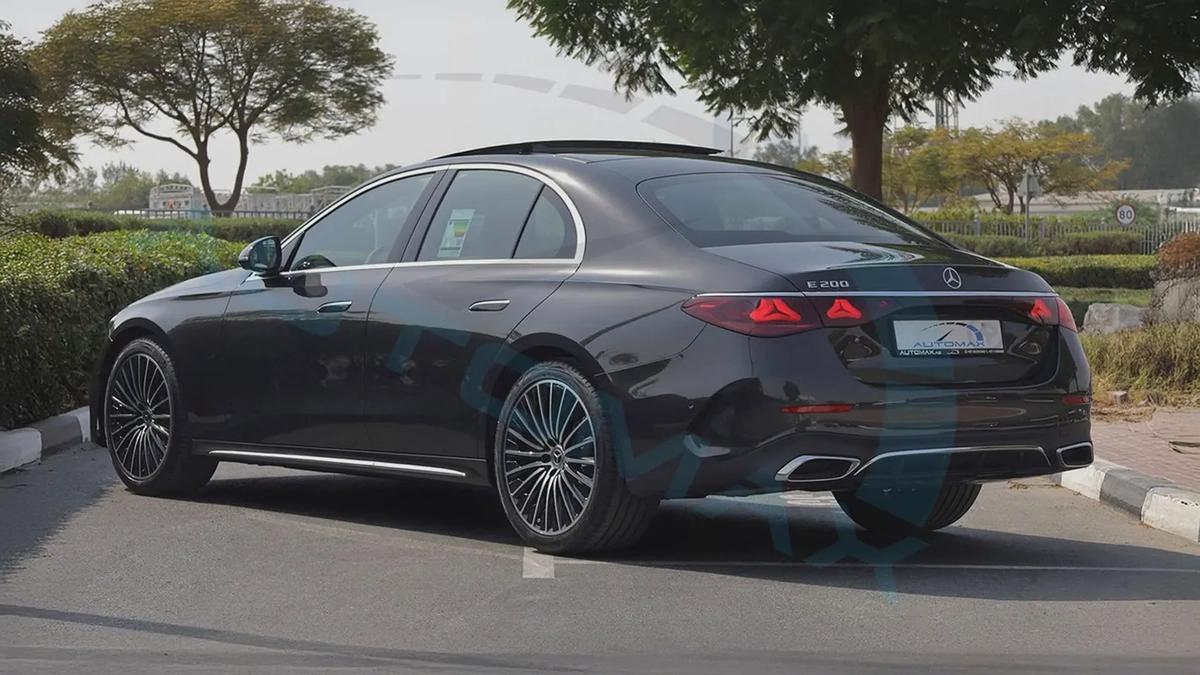 2026 Mercedes-Benz E 200 AMG EQ Boost 2.0L RWD GCC 0Km With 2 Years Unlimited Mileage Warranty-4-4