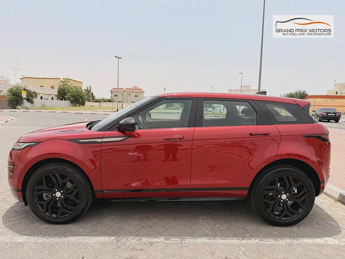 Land Rover Range Rover Evoque R-Dynamic 2021 - GCC Specs - Excellent Condition-4-4