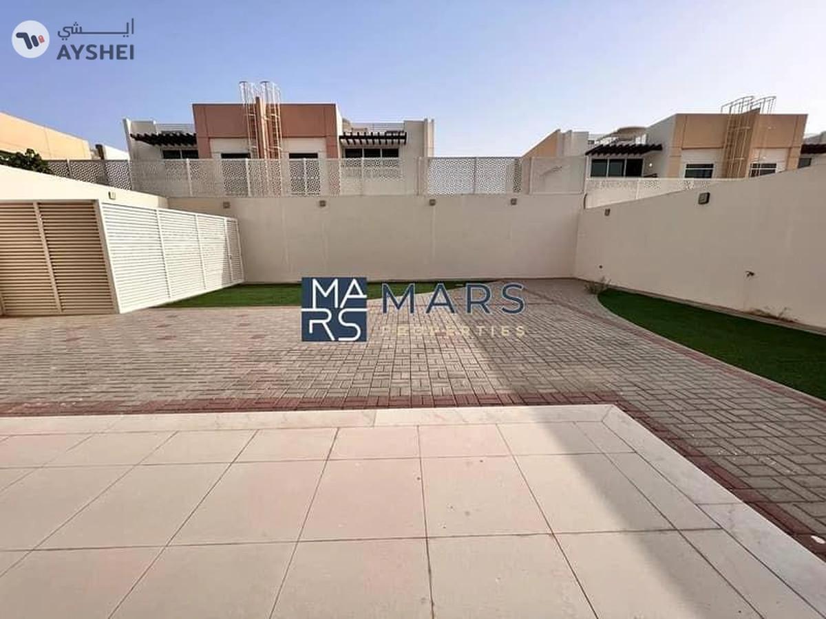 Luxury| Spacious| 4 Bedroom Villa| With Maid Room| Best Price| Closer to Emirates Road-9-9