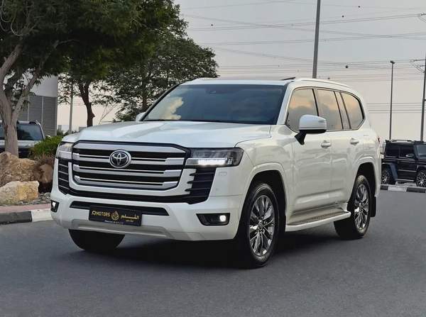 2024 Toyota Land Cruiser 4.0l GXR, Dealer Warranty, GCC Specifications