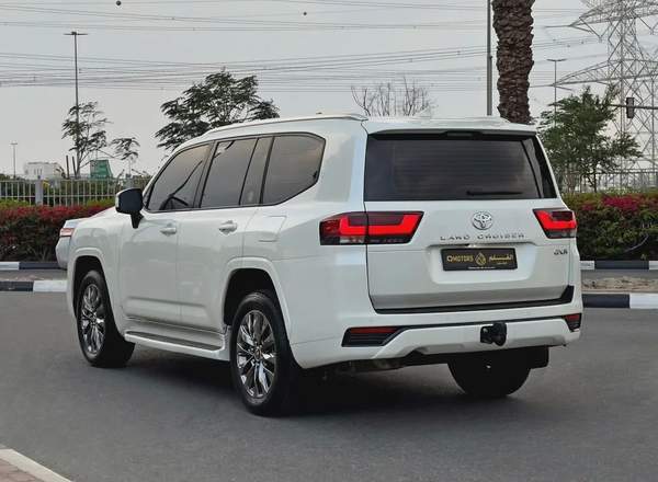 2024 Toyota Land Cruiser 4.0l GXR, Dealer Warranty, GCC Specifications