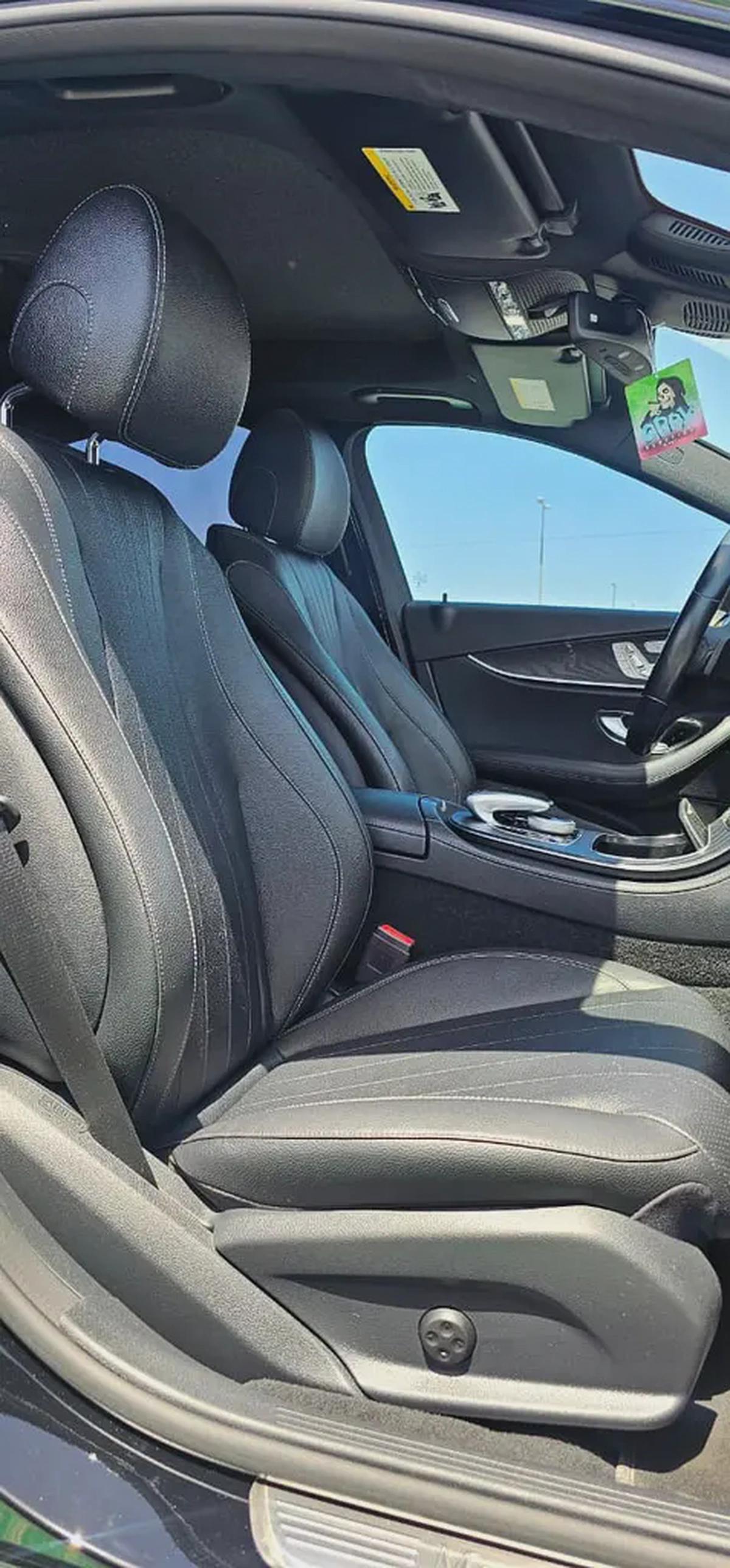 Mercedes-Benz E-Class E 300 2019 - American Specs-10-10