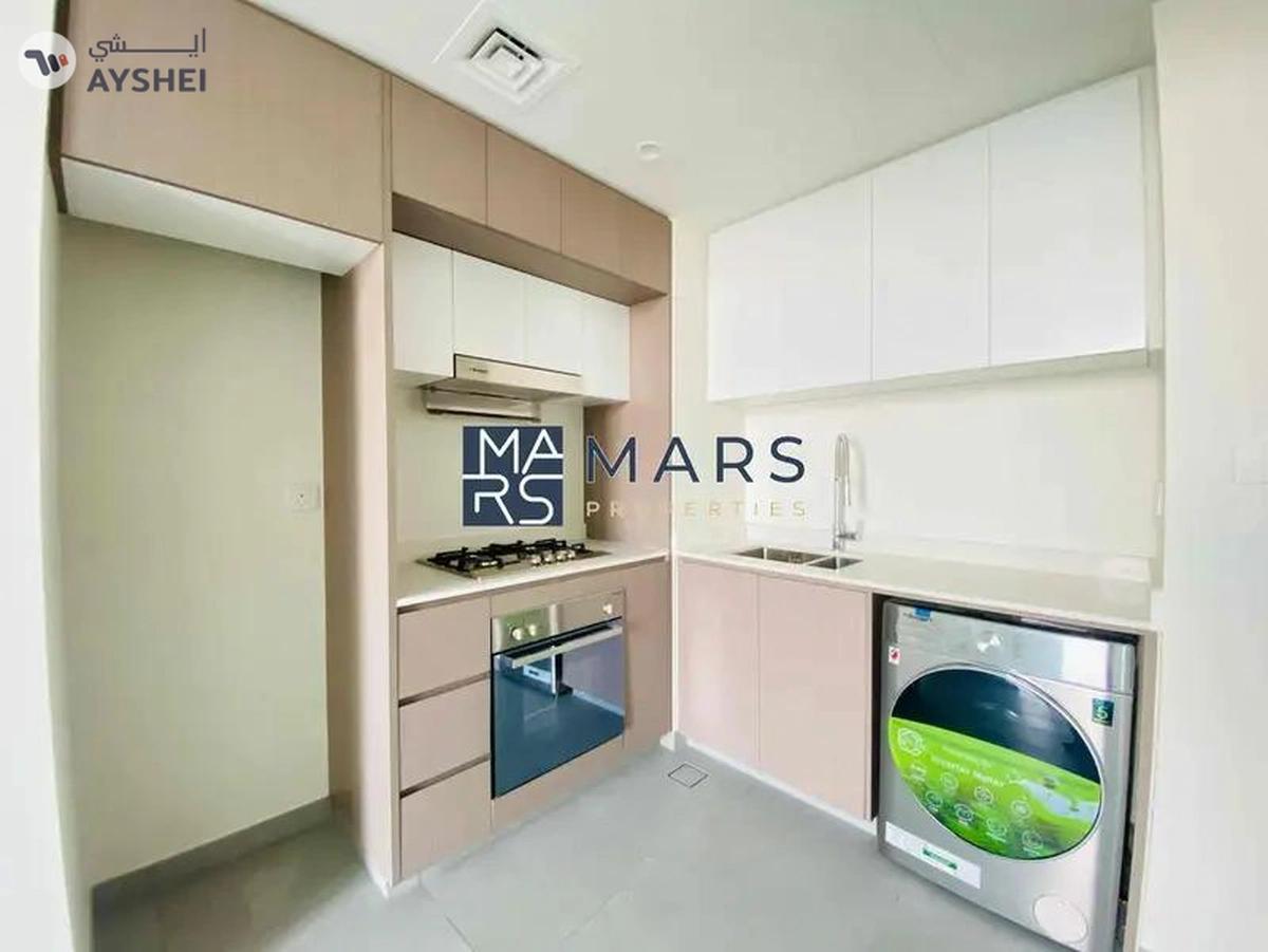 The Stunning & Cozy 1BHK with Huge Balcony in Aljada-5-5