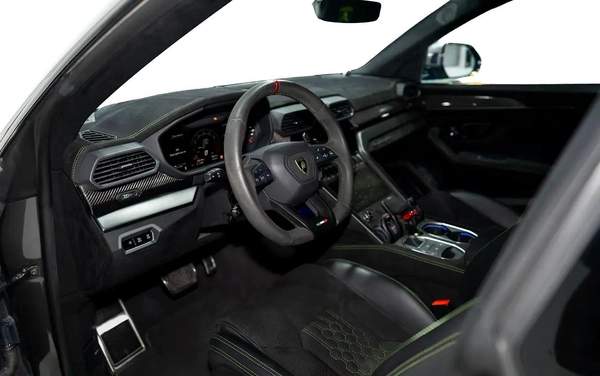 2023 URUS PERFORMANTE | ADVANCE 3D BANG OLUFSEN | TWO TONE INT | ALCANTARA SEATS | CARBON INT/EXT