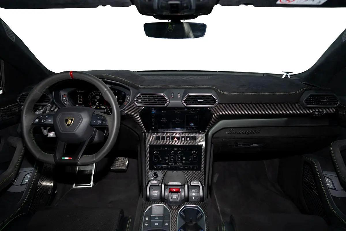 2023 URUS PERFORMANTE | ADVANCE 3D BANG OLUFSEN | TWO TONE INT | ALCANTARA SEATS | CARBON INT/EXT-14-14