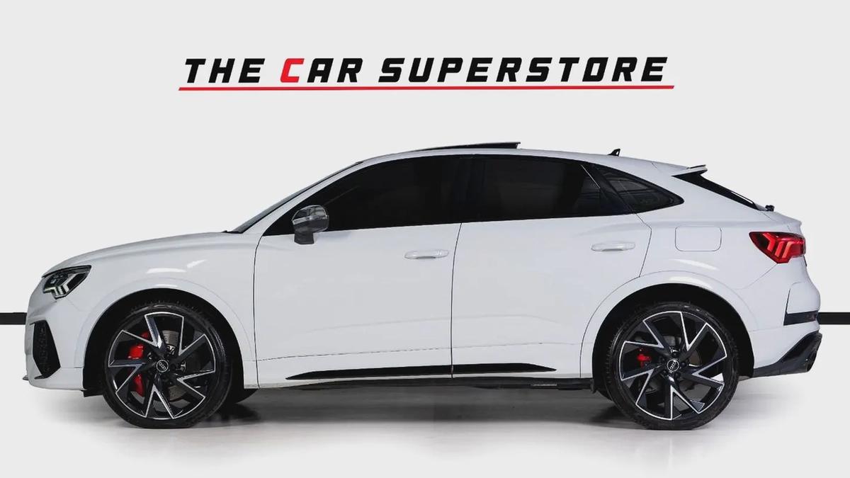 Audi RSQ3 Sportback-Premium Leather Interior-Red Interior Inserts-Honeycomb Stitching-4-4