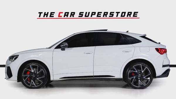 Audi RSQ3 Sportback-Premium Leather Interior-Red Interior Inserts-Honeycomb Stitching