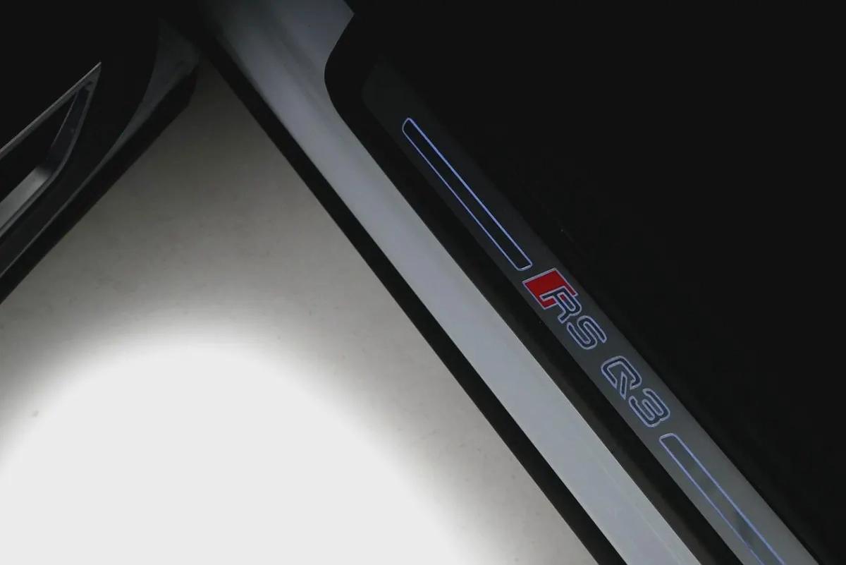 Audi RSQ3 Sportback-Premium Leather Interior-Red Interior Inserts-Honeycomb Stitching-14-14