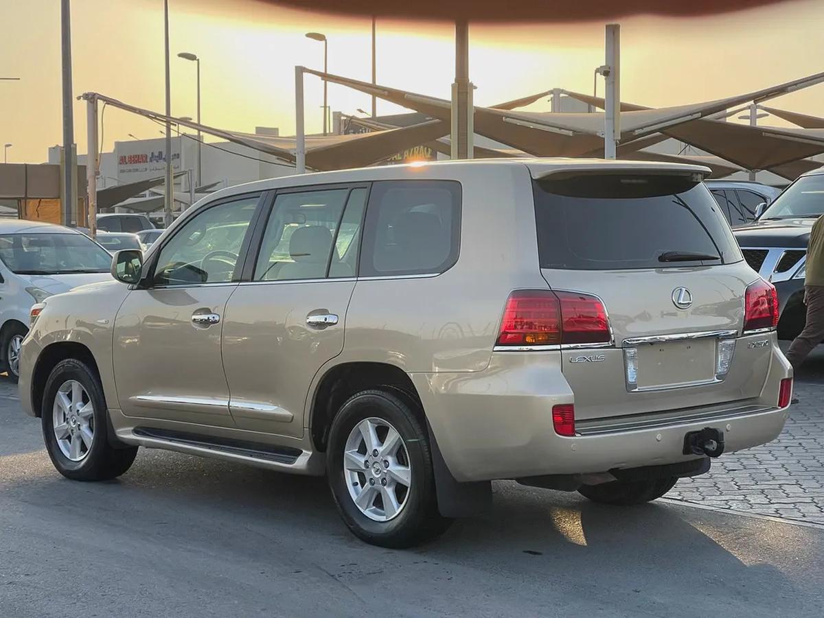 Lexus LX 570 Platinum 2009 - GCC Specs-4-4