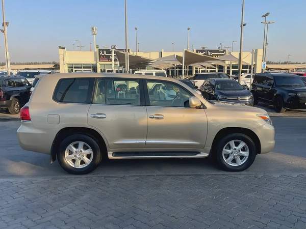 Lexus LX 570 Platinum 2009 - GCC Specs