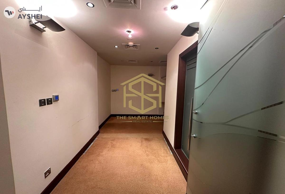 FULL FLOOR FOR RENT IN FAIRMONT HOTEL, SHEIKH ZAYED ROAD-12-12